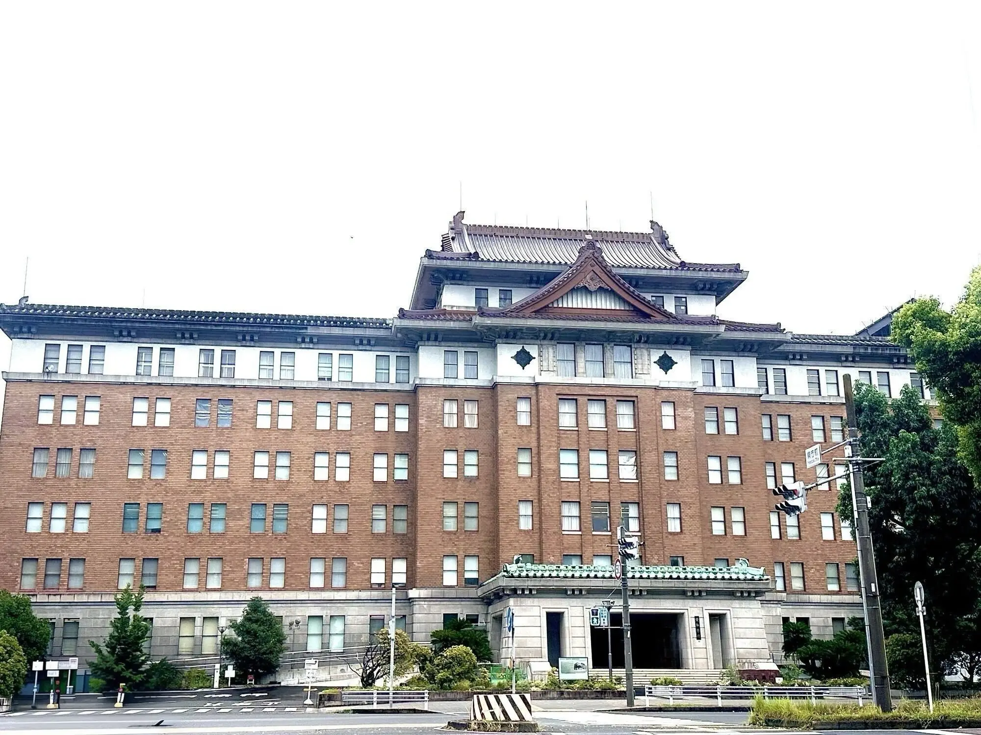 税務課・県税事務所　外観