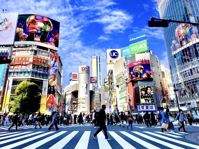インバウンドでにぎわう渋谷の交差点